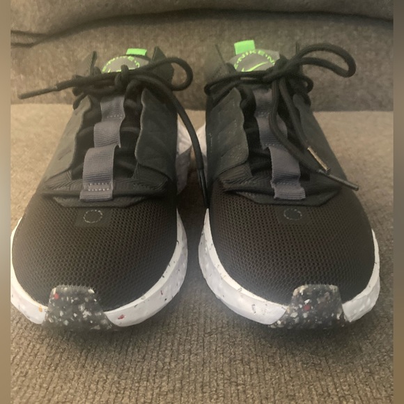 Nike crater impact - Picture 10 of 11